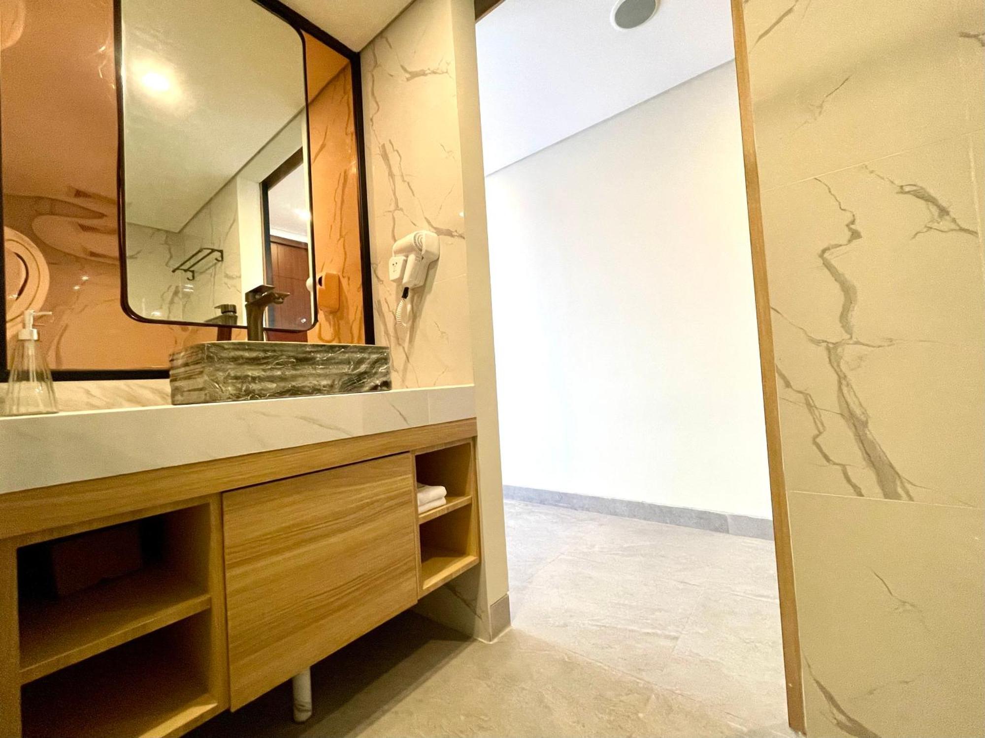 Anaya Hotel Canggu エクステリア 写真